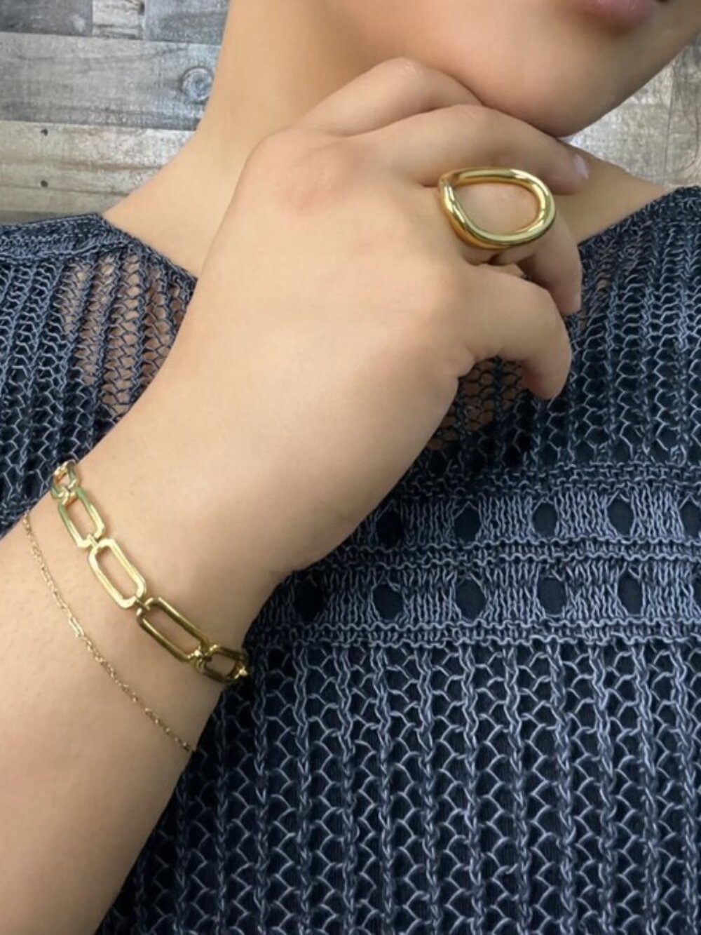 CHANSUTT PEARLS | The Sally Bracelet - Picture 3 of 3